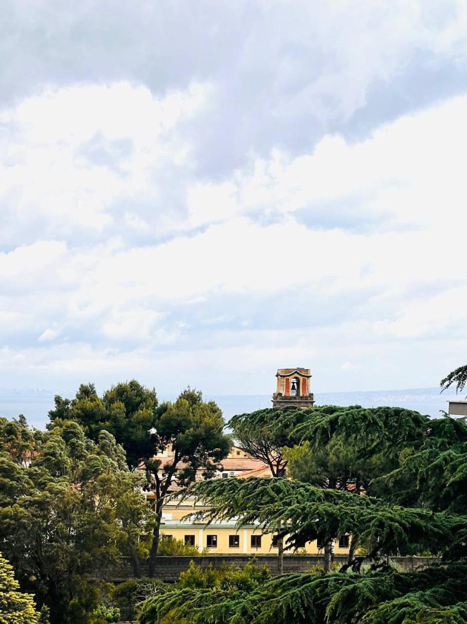 Azzurrissima Home-B&B Sorrento Centro Bagian luar foto