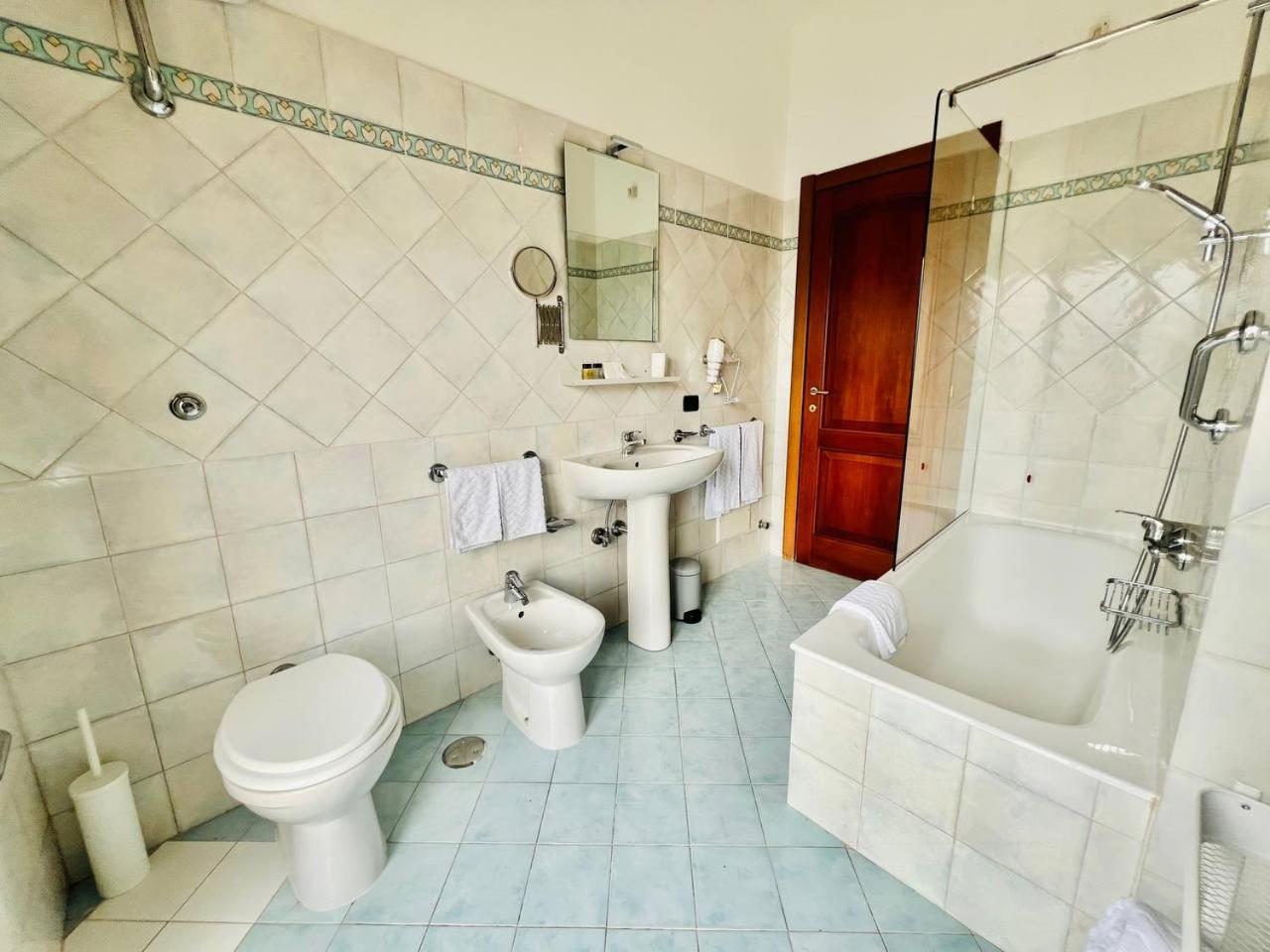 Azzurrissima Home-B&B Sorrento Centro Bagian luar foto